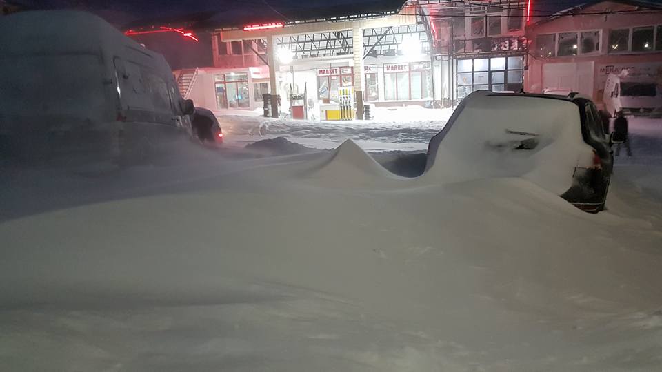 Përveç borës së madhe, banorët e komunës së Dragashit me rreth 20 orë pa energji elektrike