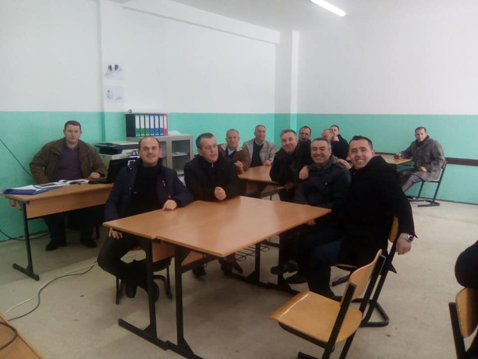Në Dragash po implementojn programin :“Me shkollat për komunitete të sigurta”