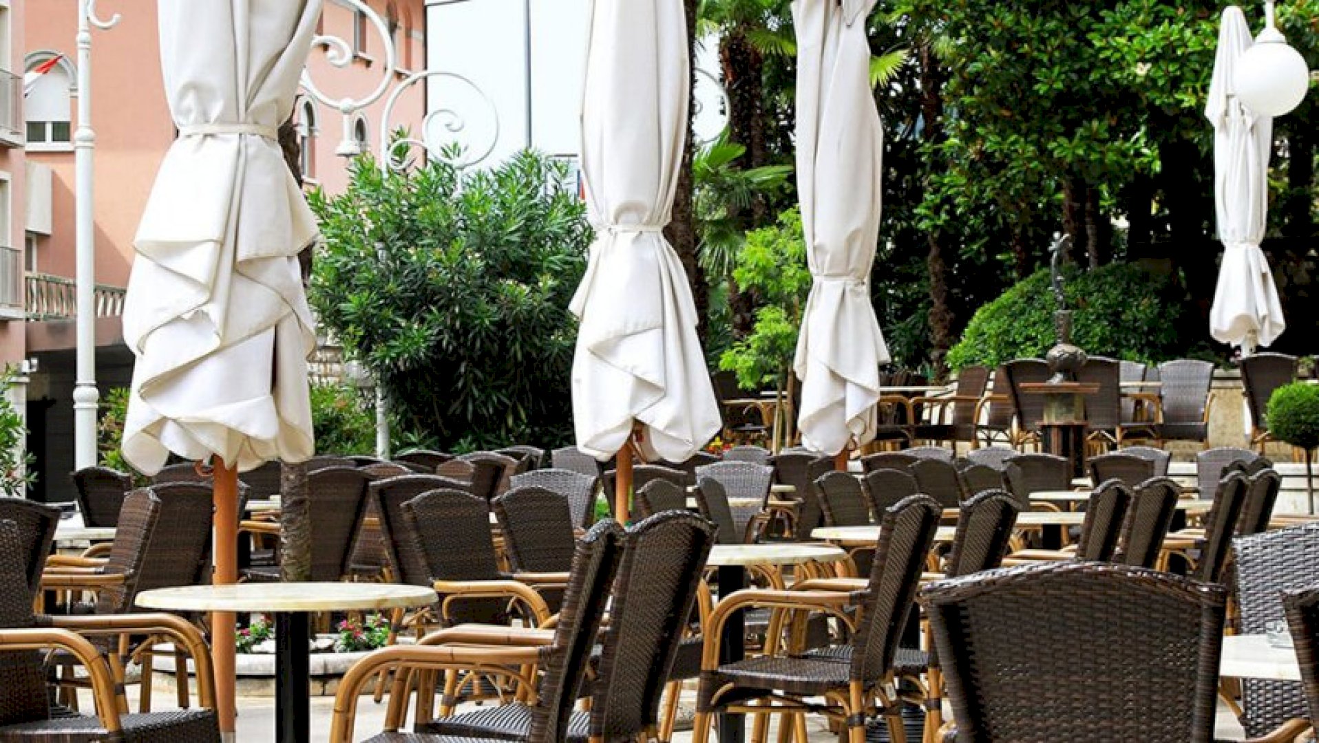 ministri-i-tregtise-merr-vendim-te-ri-per-bizneset-e-gastronomise