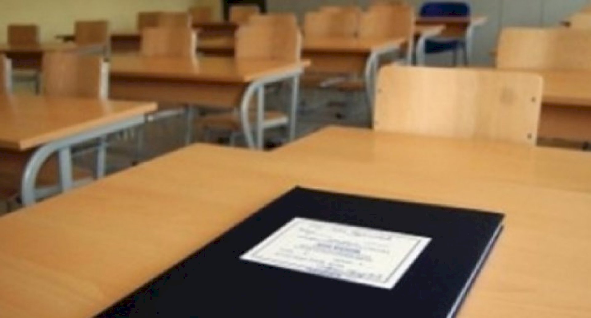 tre-skenaret-e-mundshem-e-fillimit-te-vitit-te-ri-shkollor-ne-kosove