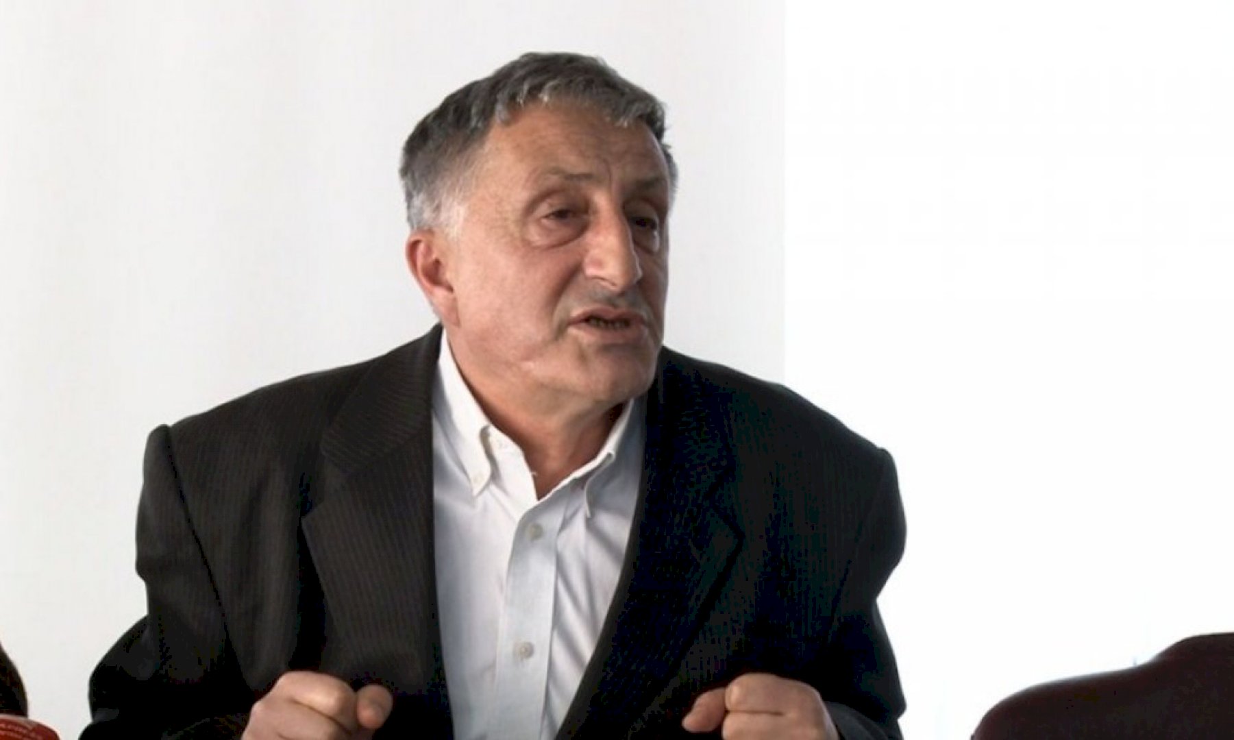 kryetari-i-sbashk-ut:-mesimi-do-te-nderpritet-nese-situata-me-covid-19-pershkallezohet