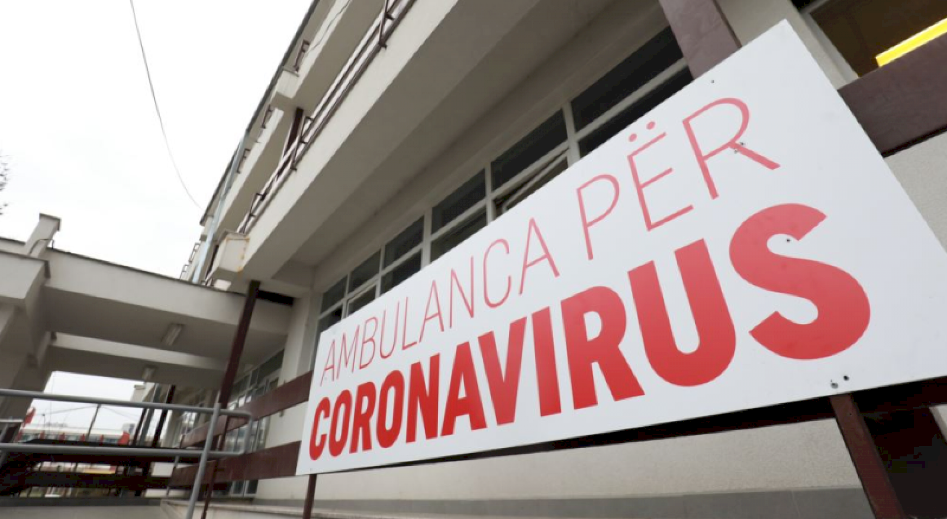 Dhjetë raste të reja me coronavirus brenda 24 orëve në Kosovë