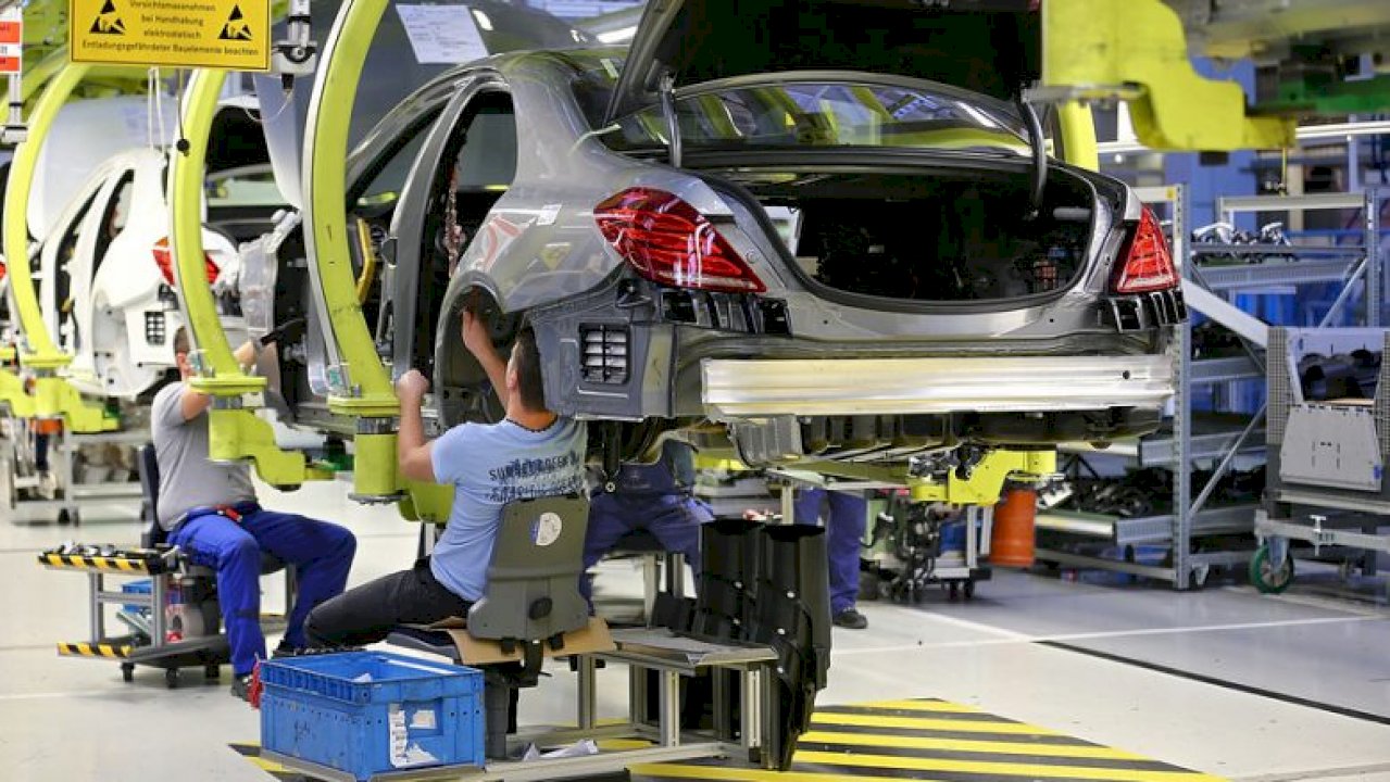 Fuqizohet industria gjermane, rritet shitja e makinave