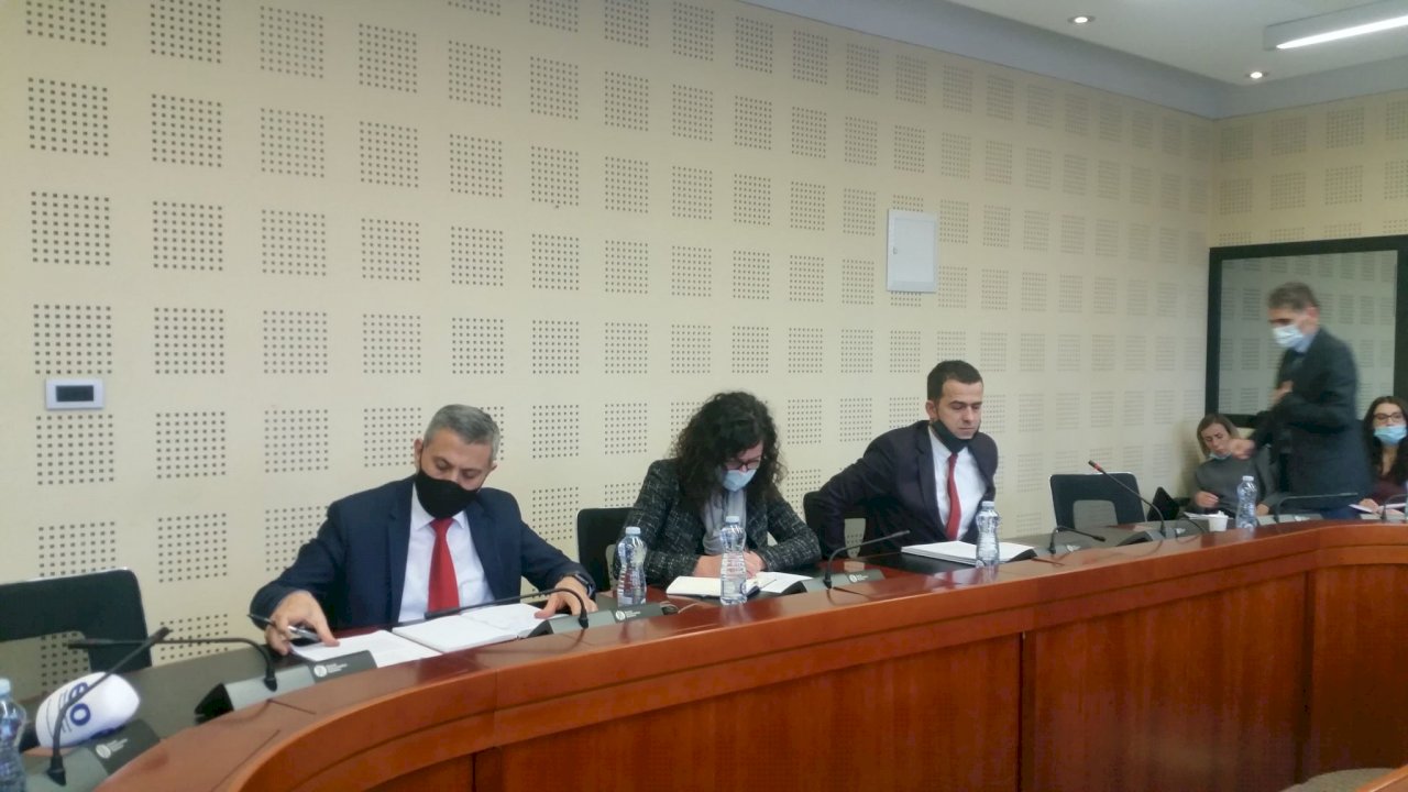 autoriteti-i-aviacionit-civil-per-here-te-pare-harton-planin-e-performances-per-vitin-2021