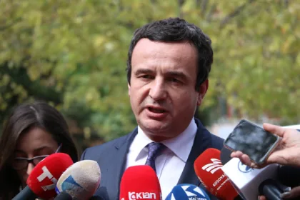 kurti:-votimin-e-qeverise-se-re-e-synojme-pas-betimit-te-deputeteve