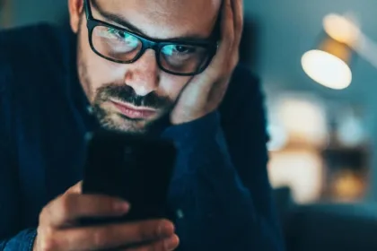 emigranteve-do-t’u-kontrollohen-edhe-mediat-sociale-ne-shba,-urdher-i-trump