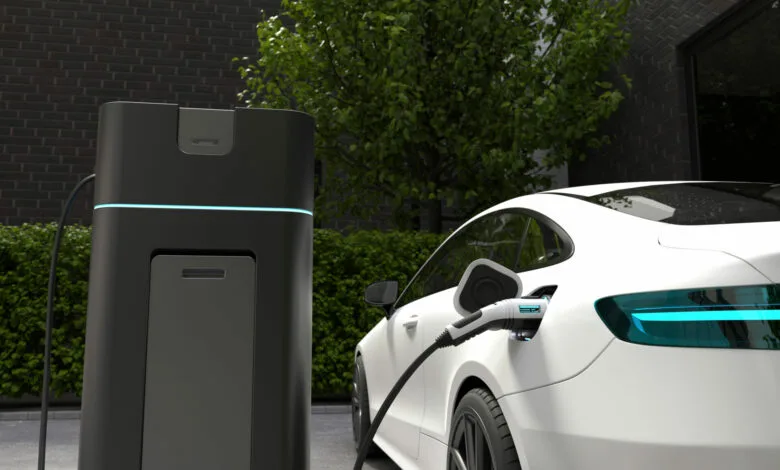 kalifornia-ka-me-shume-karikues-automjetesh-elektrike-sesa-stacione-karburanti