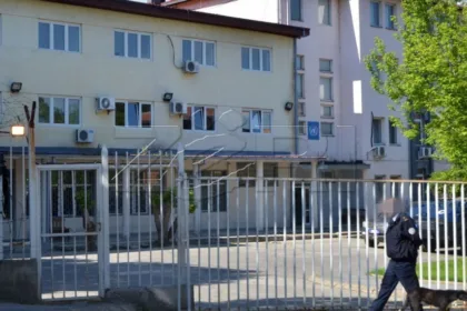 aktakuze-ndaj-gjashte-personave,-dhunuan-dhe-trafikuan-nje-grua