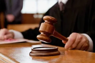 lirohen-nga-paraburgimi-kater-serbet-qe-u-arrestuan-per-armembajtje-pa-leje-muajin-e-kaluar-ne-gjakove
