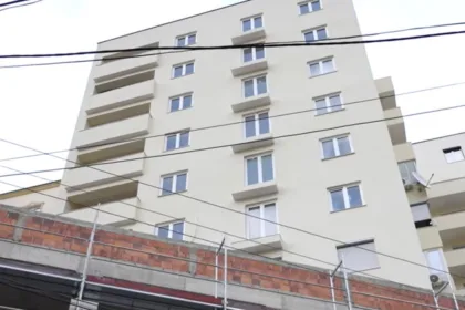 shkolla-me-reagim-prekes-pas-vrasjes-se-15-vjecares-ne-prizren